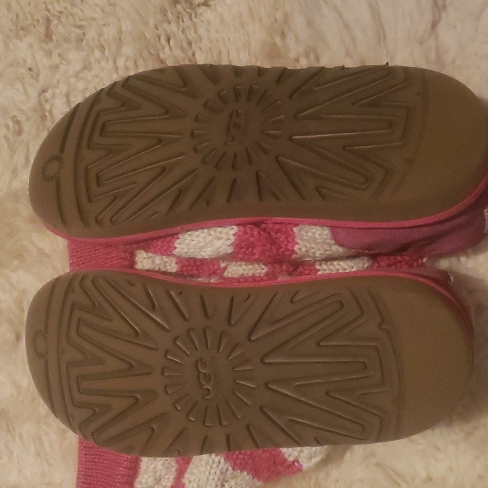 Unique Uggs - image 3